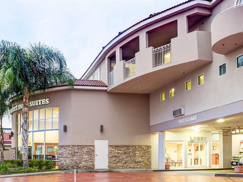 Hotel Comfort & Near Universal - N Hollywood - Burbank 3*